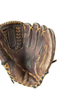 Cambridge 11" Left Hand Throw Baseball Glove