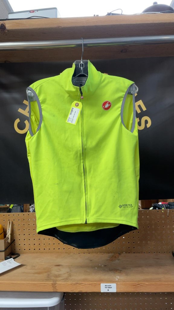 Castelli Perfetto Gore-Tex Infinium Cycling Vest - Neon Yellow