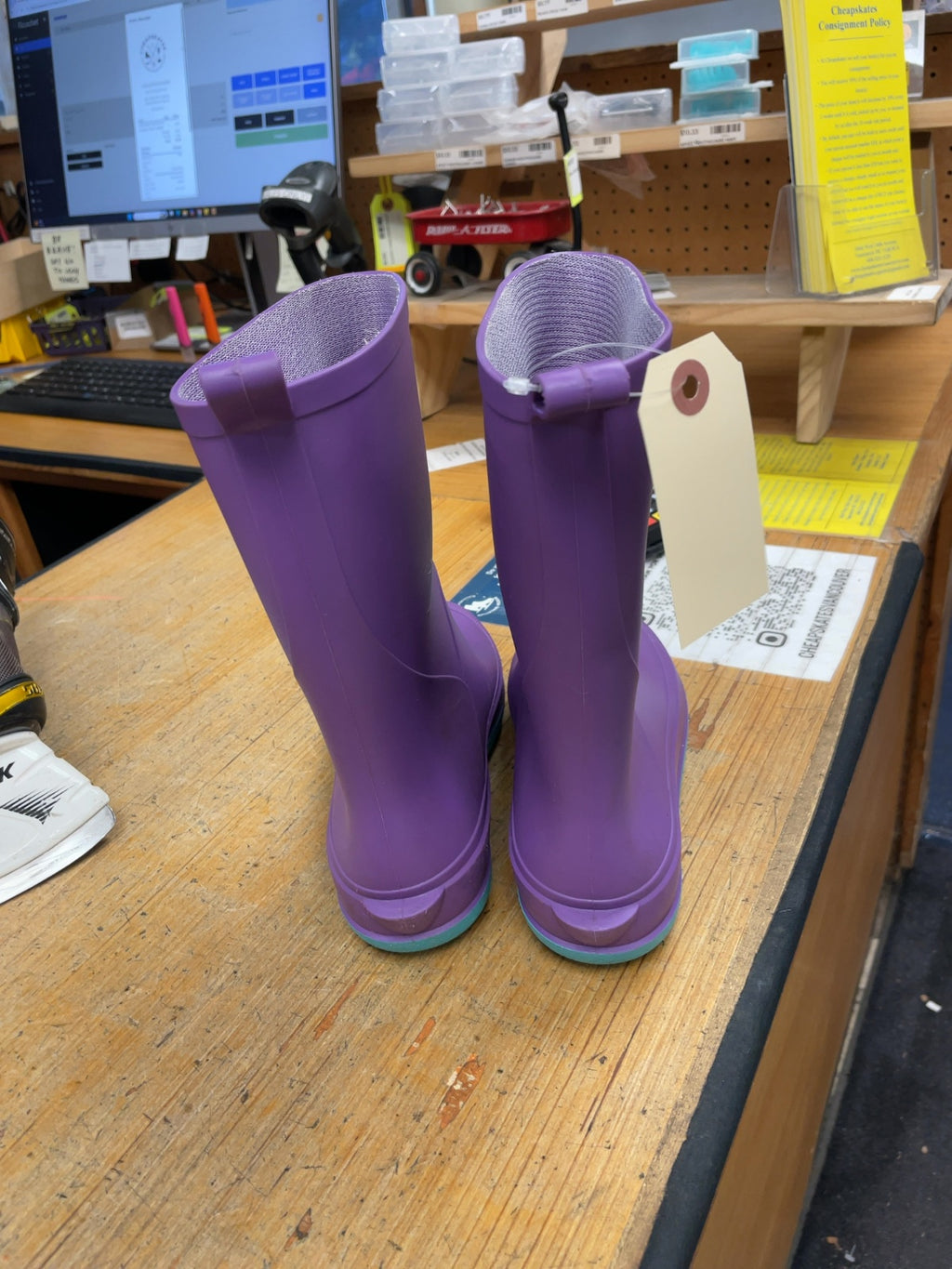 Cat & Jack Size 4 Purple Rain Boots