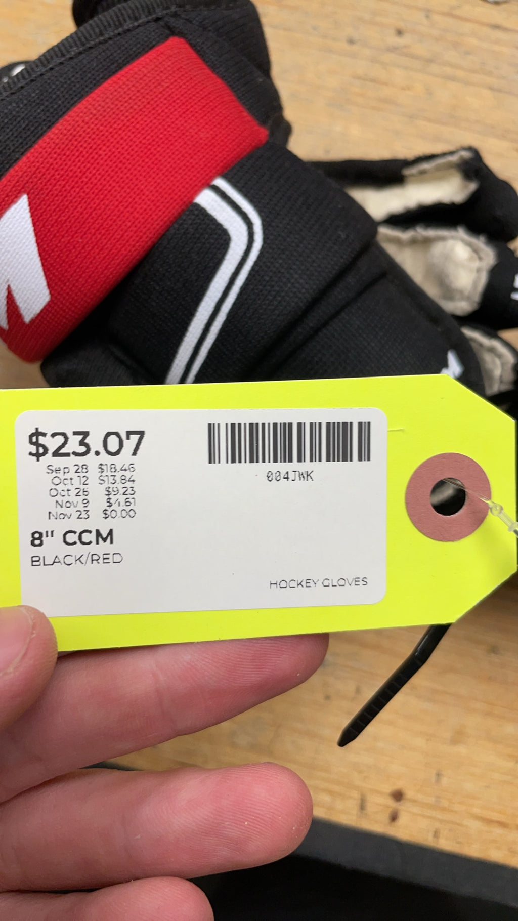 CCM 230 8" Hockey Gloves