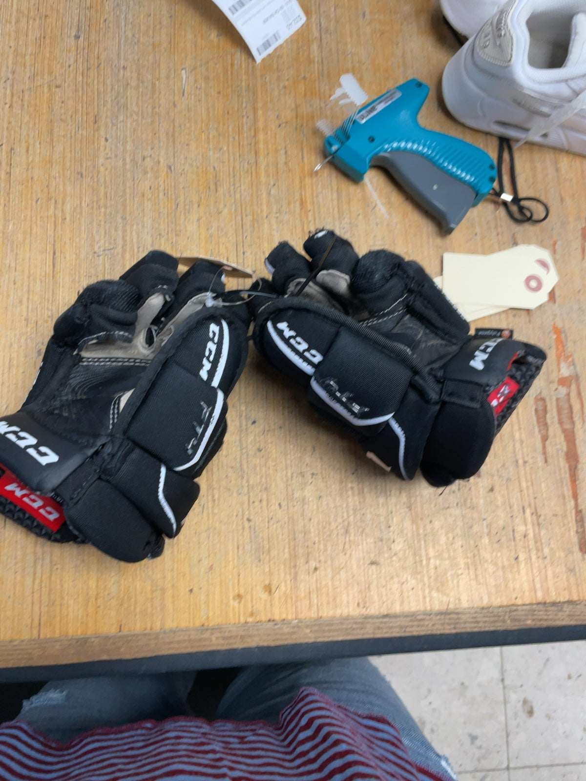 CCM FT4 10" Hockey Gloves