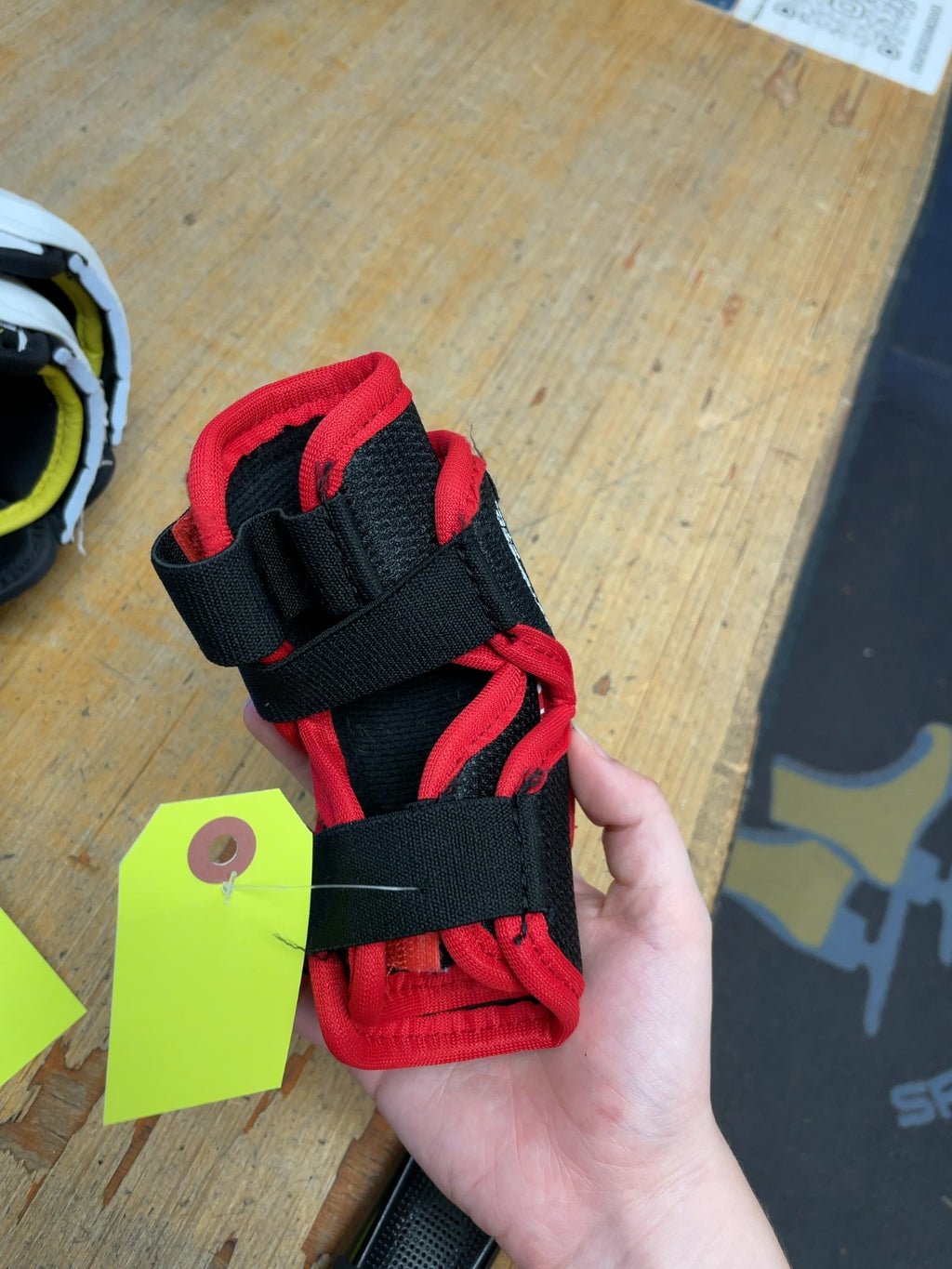 CCM Hockey Elbow Pads XS Red