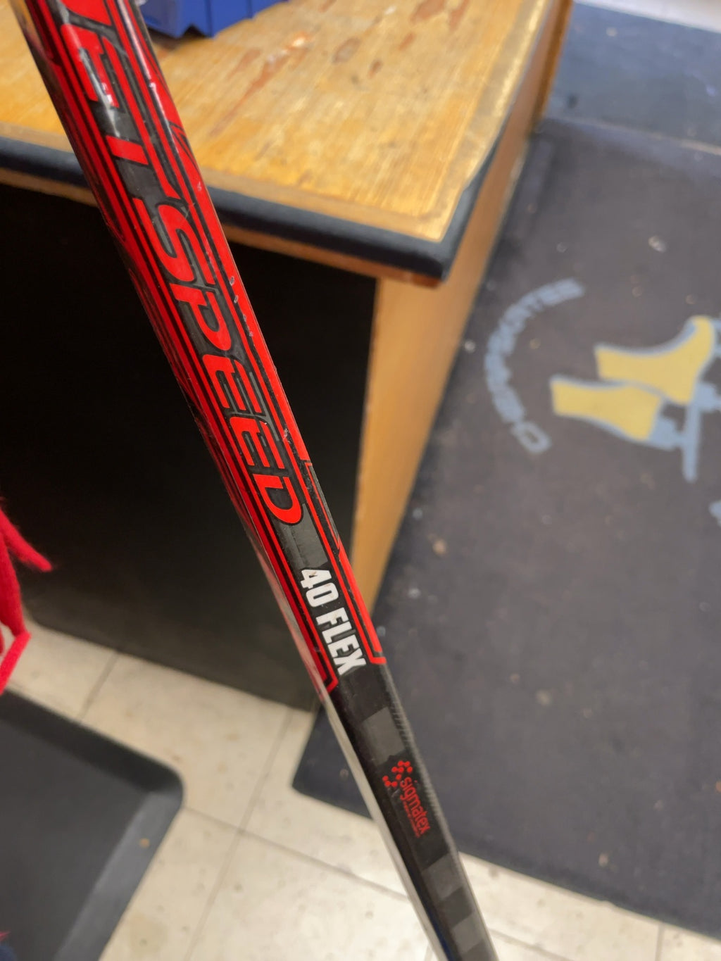 CCM JetSpeed 40 Flex RH Hockey Stick