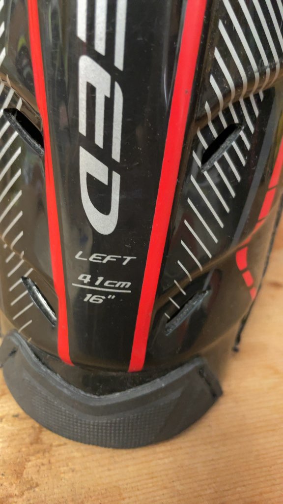 CCM JetSpeed FT1 Hockey Shin Pads - 16"