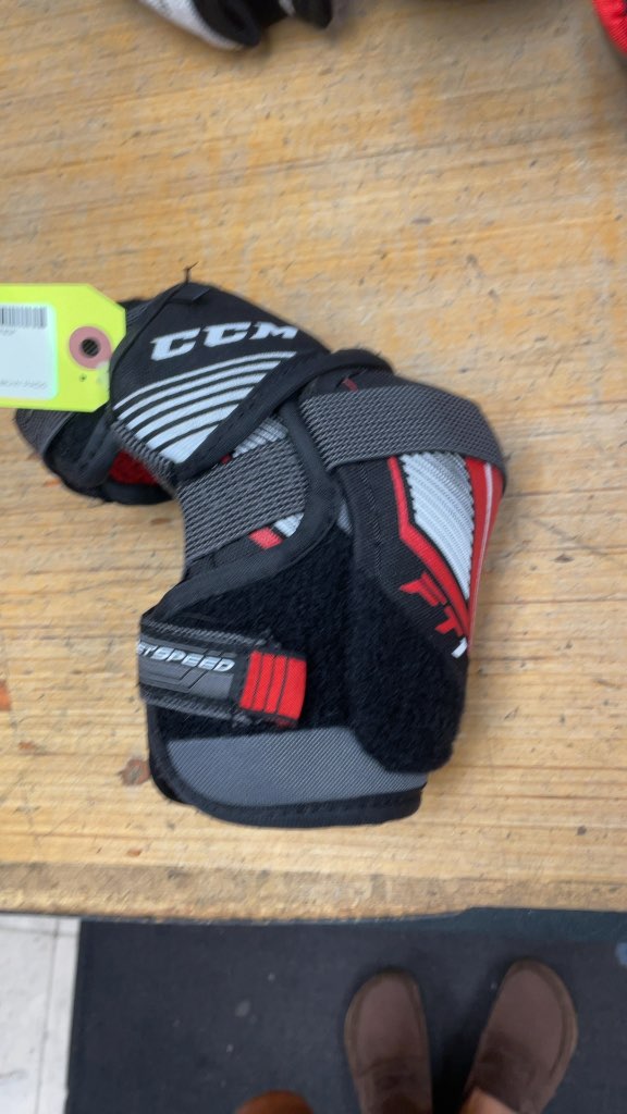 CCM Jetspeed FT1 Youth Large Hockey Elbow Pads