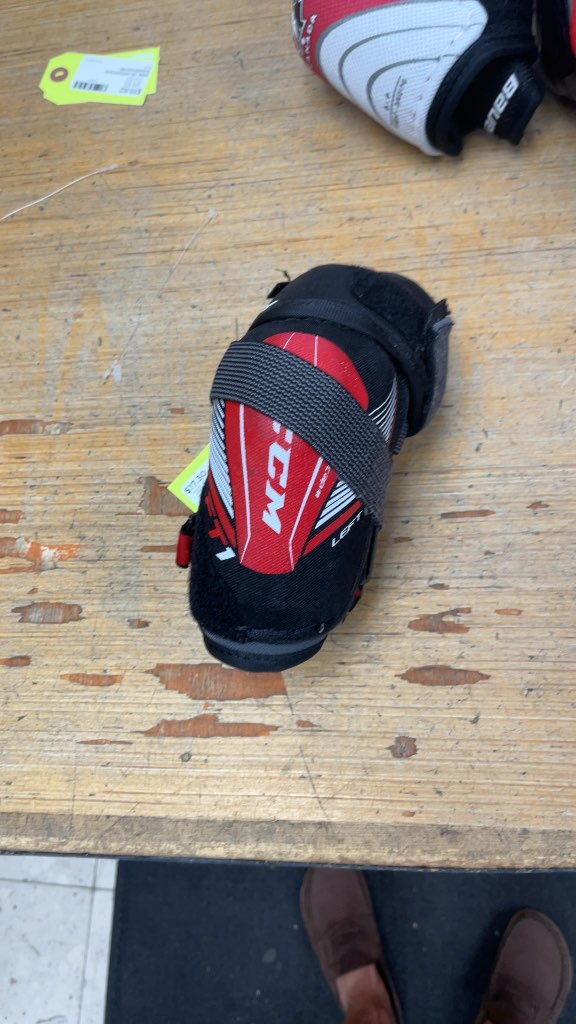 CCM Jetspeed FT1 Youth Large Hockey Elbow Pads