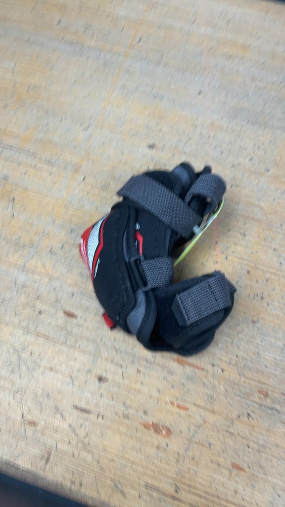 CCM JetSpeed FT1 Youth Medium Hockey Elbow Pads