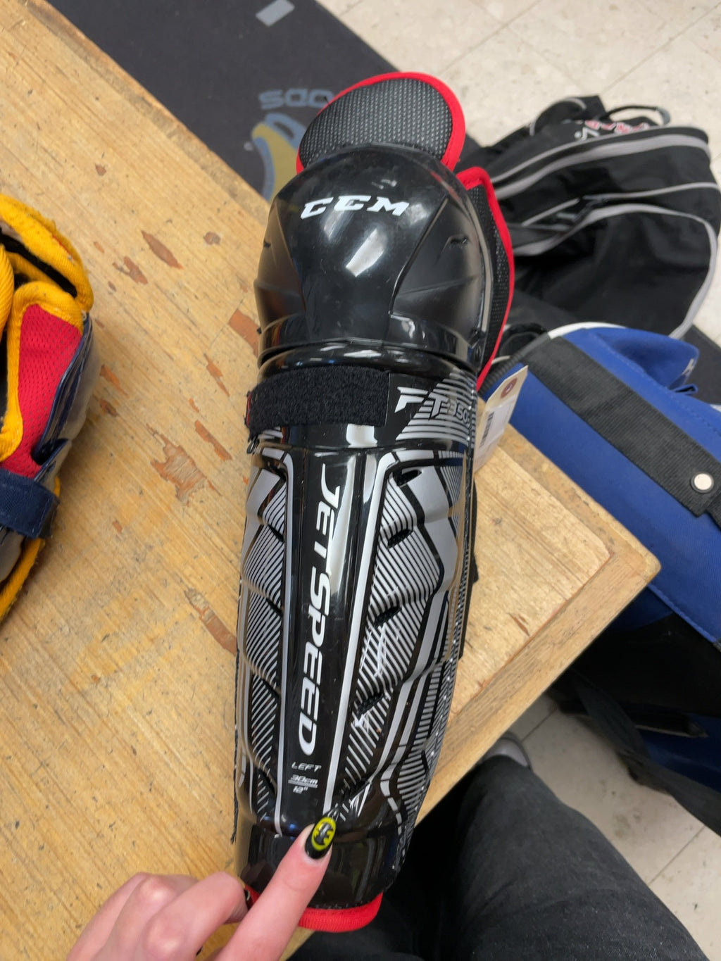 CCM JetSpeed FT350 12" Hockey Shin Pads