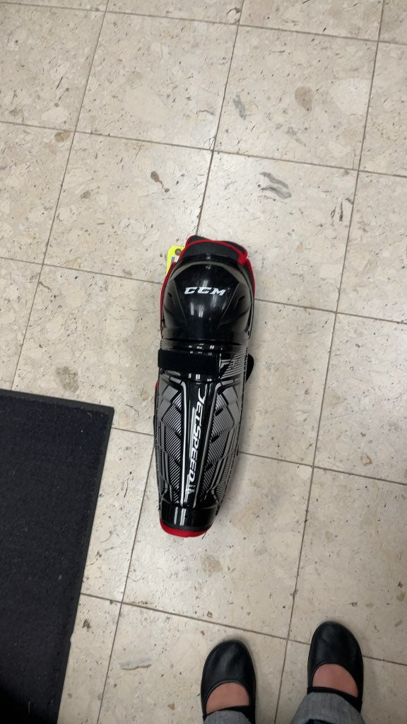 CCM JetSpeed FT350 Hockey Shin Pads - 15"