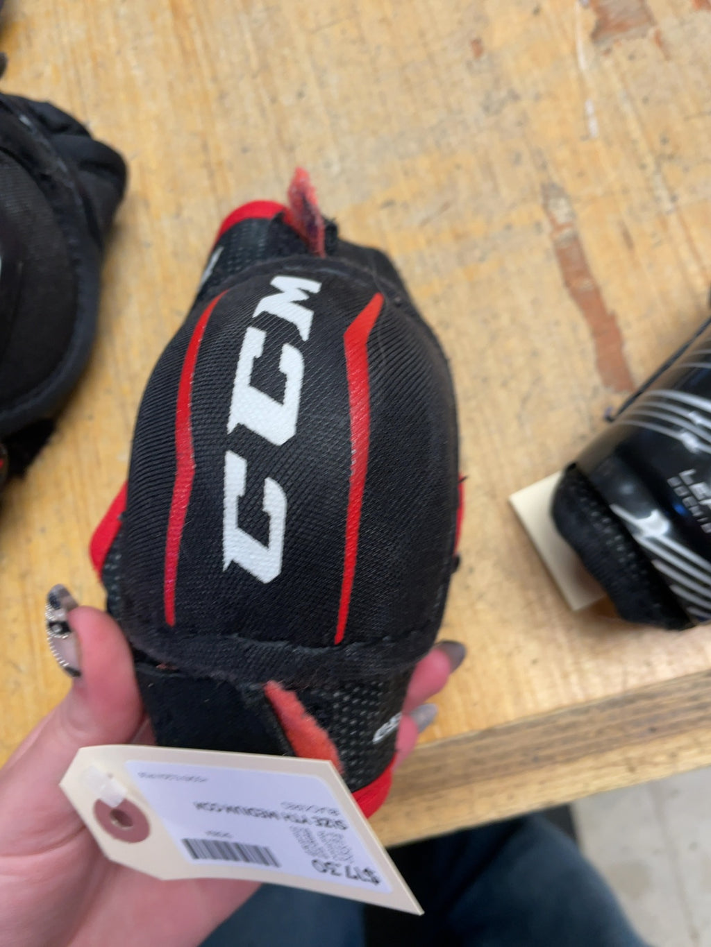 CCM JetSpeed FT350 Youth Medium Hockey Elbow Pads