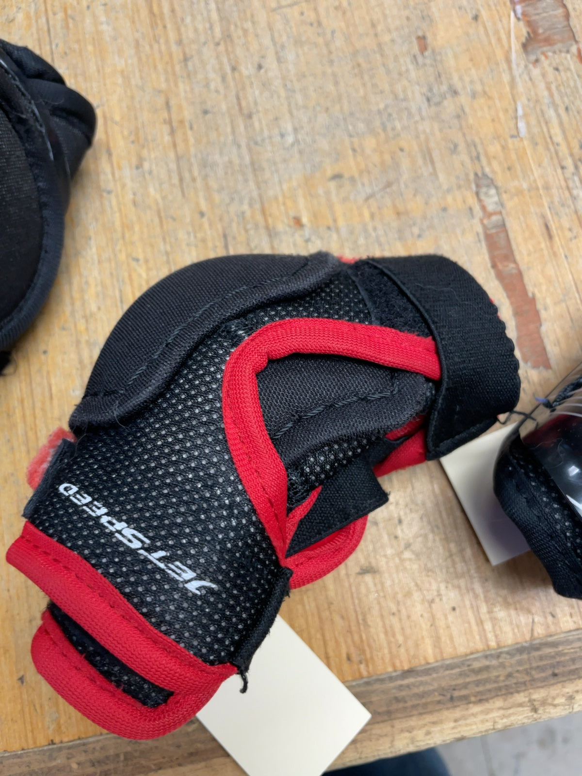 CCM JetSpeed FT350 Youth Medium Hockey Elbow Pads