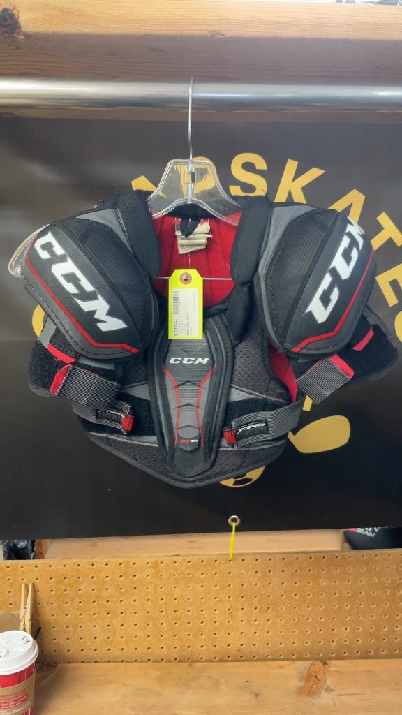 CCM JetSpeed FT370 Junior Small Hockey Shoulder Pads