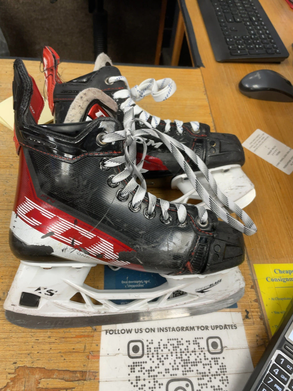 CCM JetSpeed FT4 Size 3.5 CCM Hockey Skates