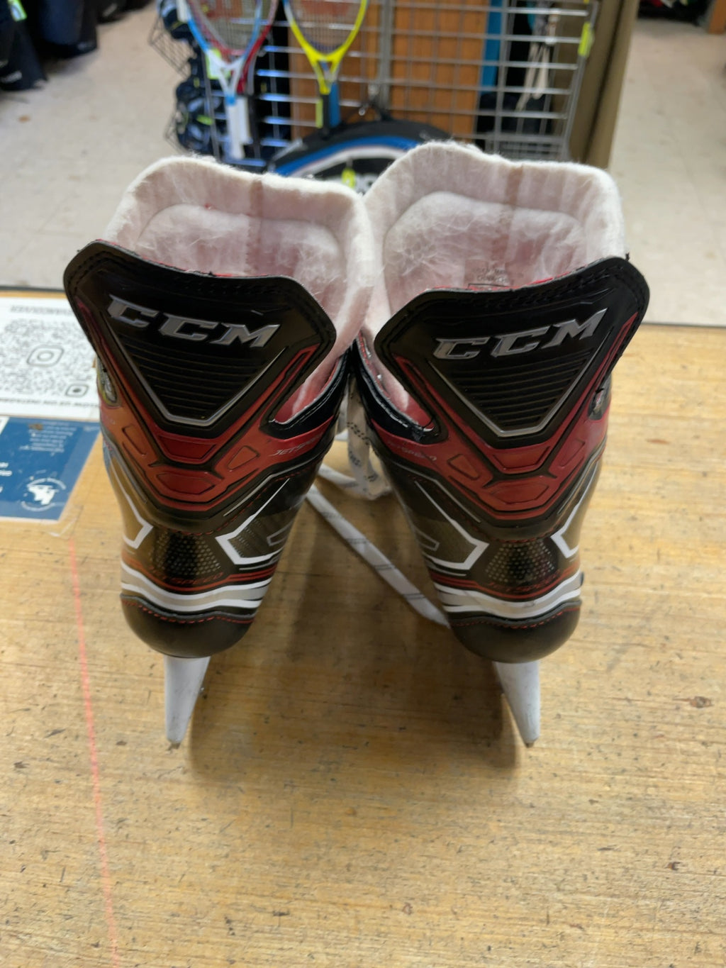 CCM JetSpeed FT460 Size 5 Hockey Skates