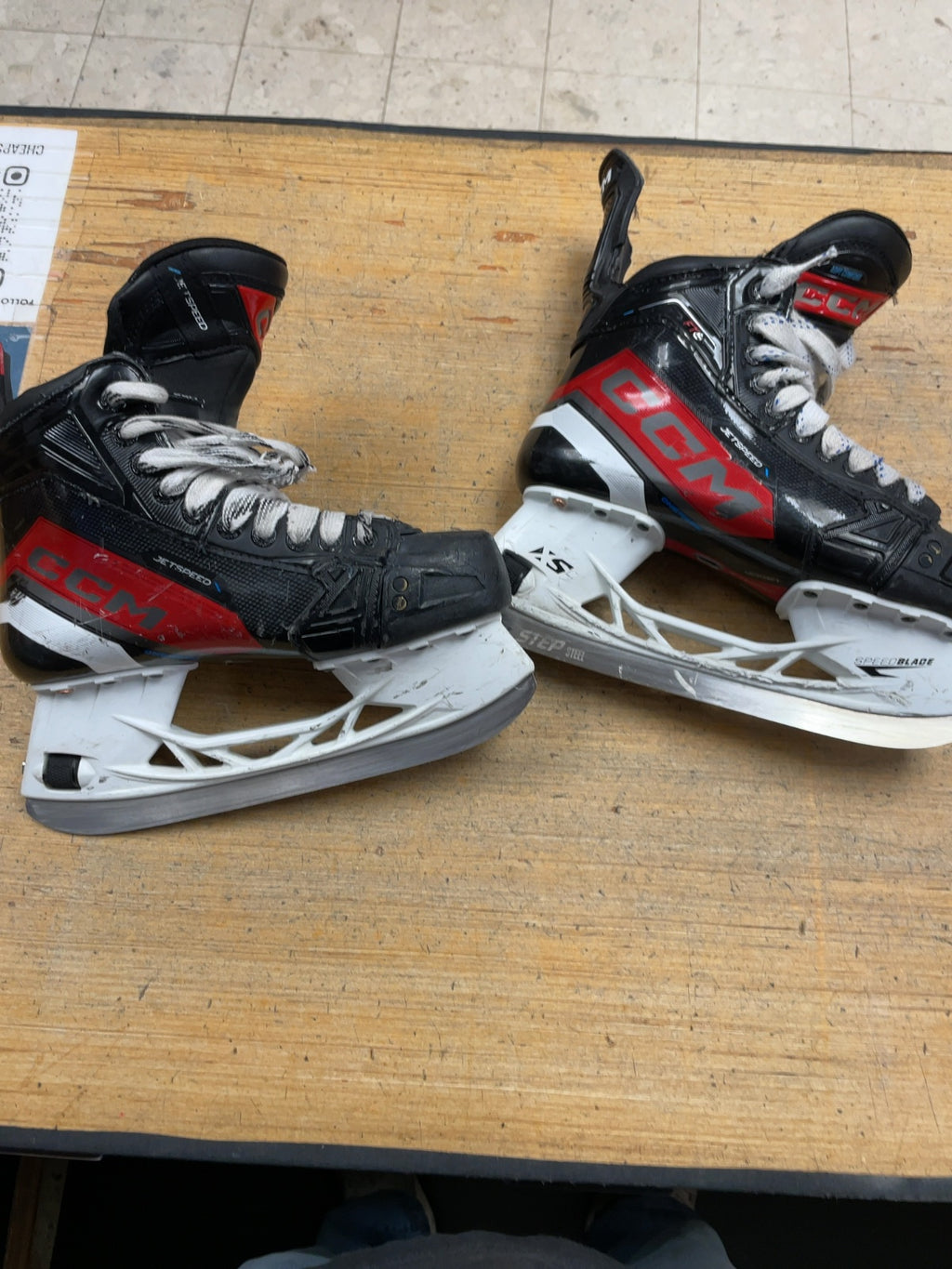 CCM JetSpeed FT6 Hockey Skates Size 6