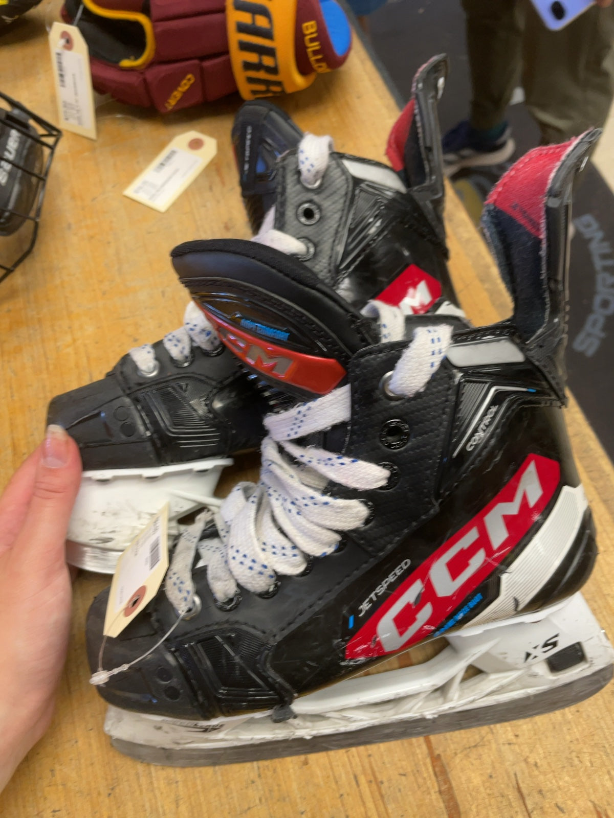 CCM JetSpeed Size 3 Hockey Skates