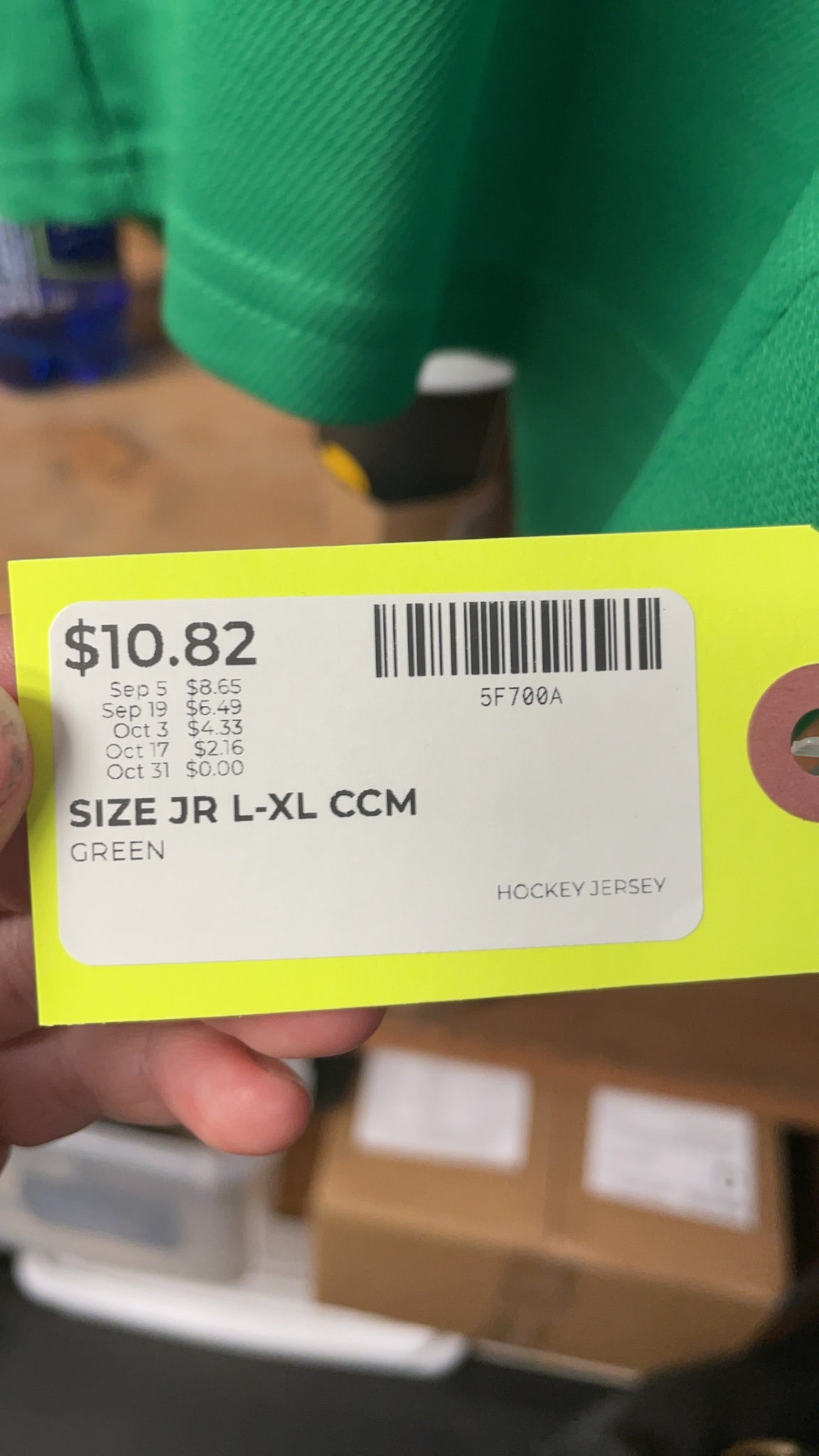 CCM Junior L-XL Green Hockey Jersey