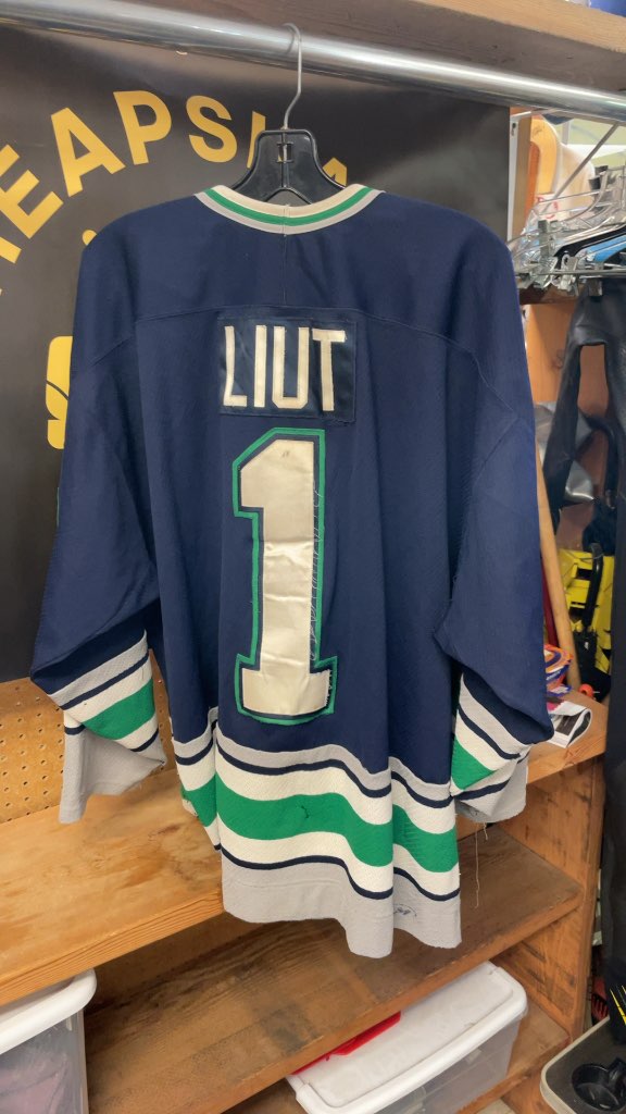 CCM Mike Liut Hartford Whalers Hockey Jersey - Size XL. *as is small holes in the lower half*