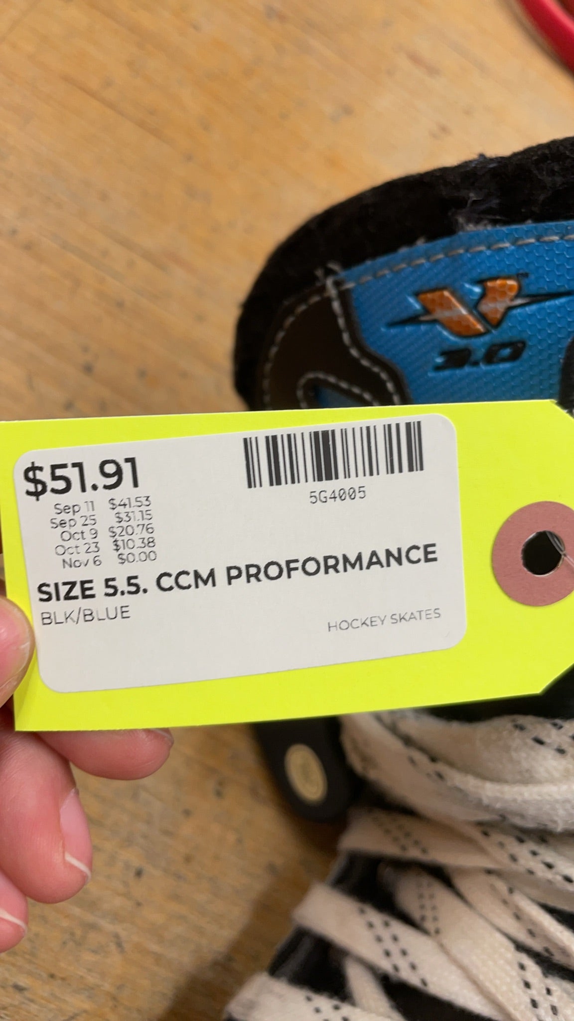 CCM Proformance V 3.0 Size 5.5 Hockey Skates