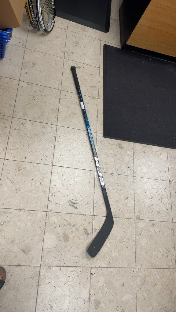 CCM Ribcor N20 Right Hand Hockey Stick - Blue