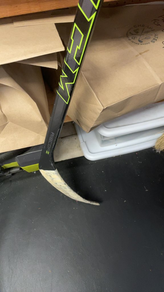CCM Ribcor Reckoner RH Hockey Stick