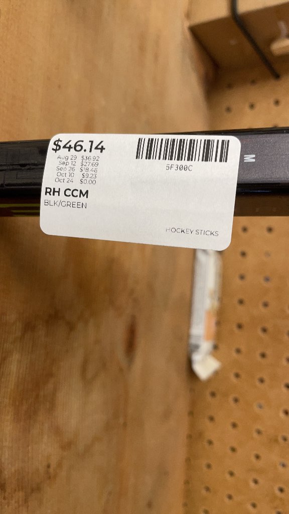 CCM Ribcor Reckoner RH Hockey Stick