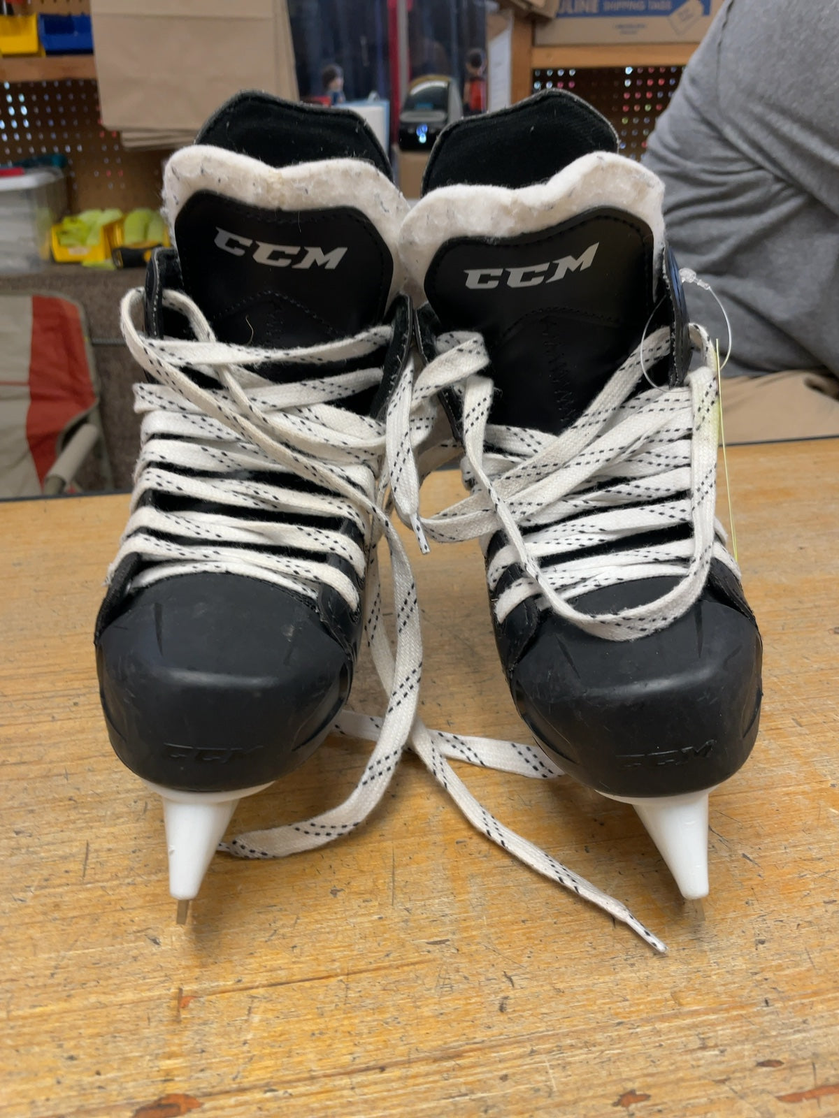 CCM Ribcor XT Size 1 Hockey Skates