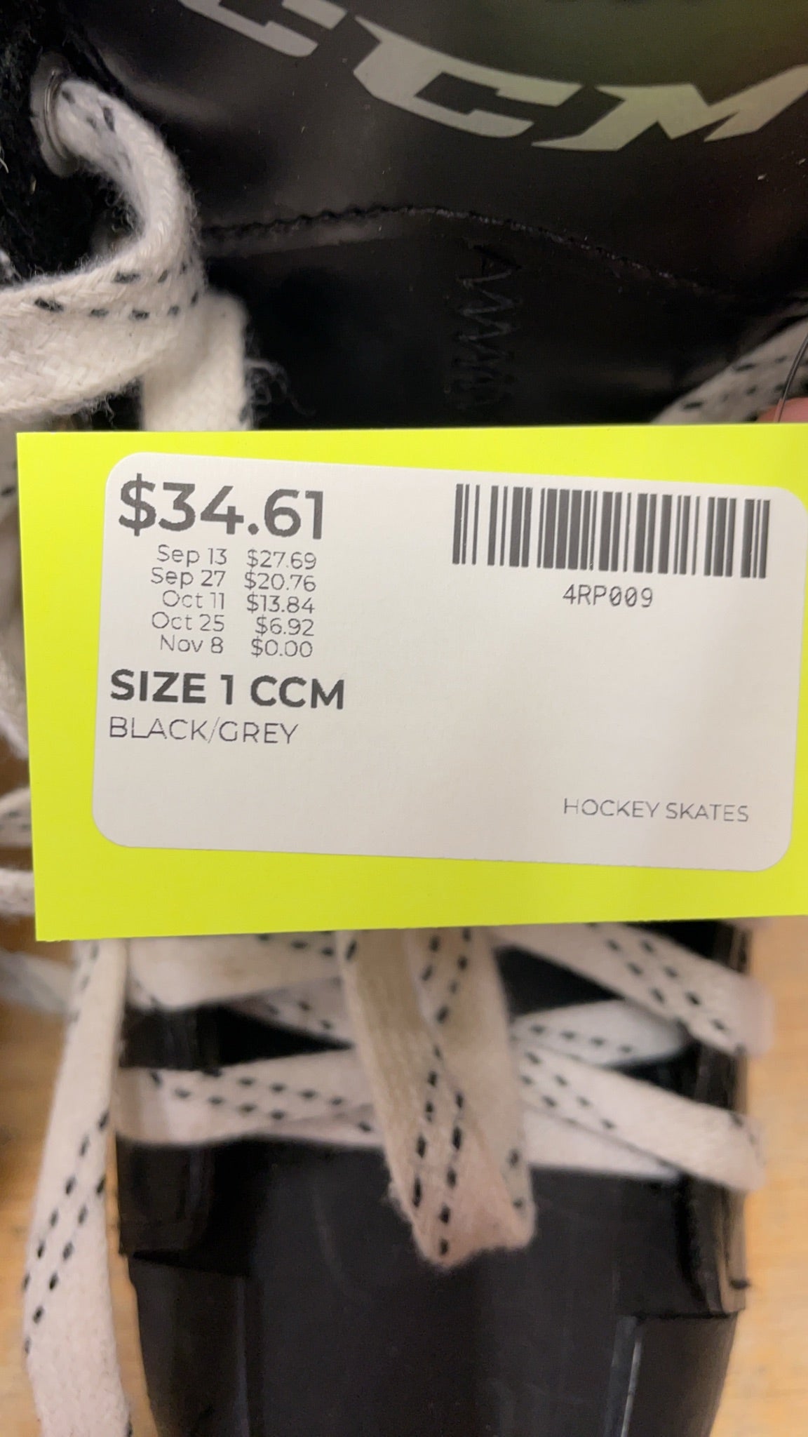 CCM Ribcor XT Size 1 Hockey Skates