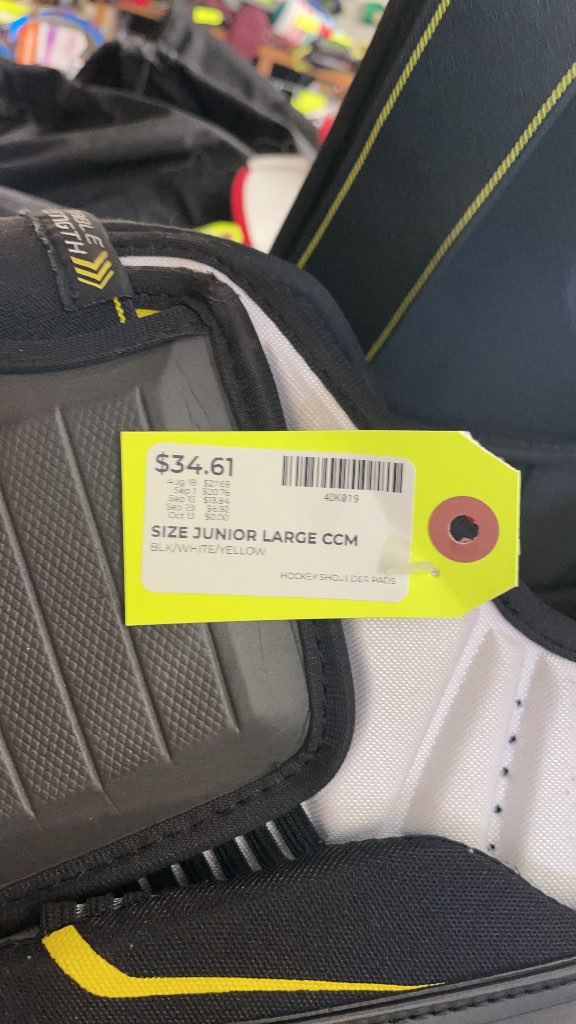 CCM Super Tacks AS1 Junior Large Hockey Shoulder Pads