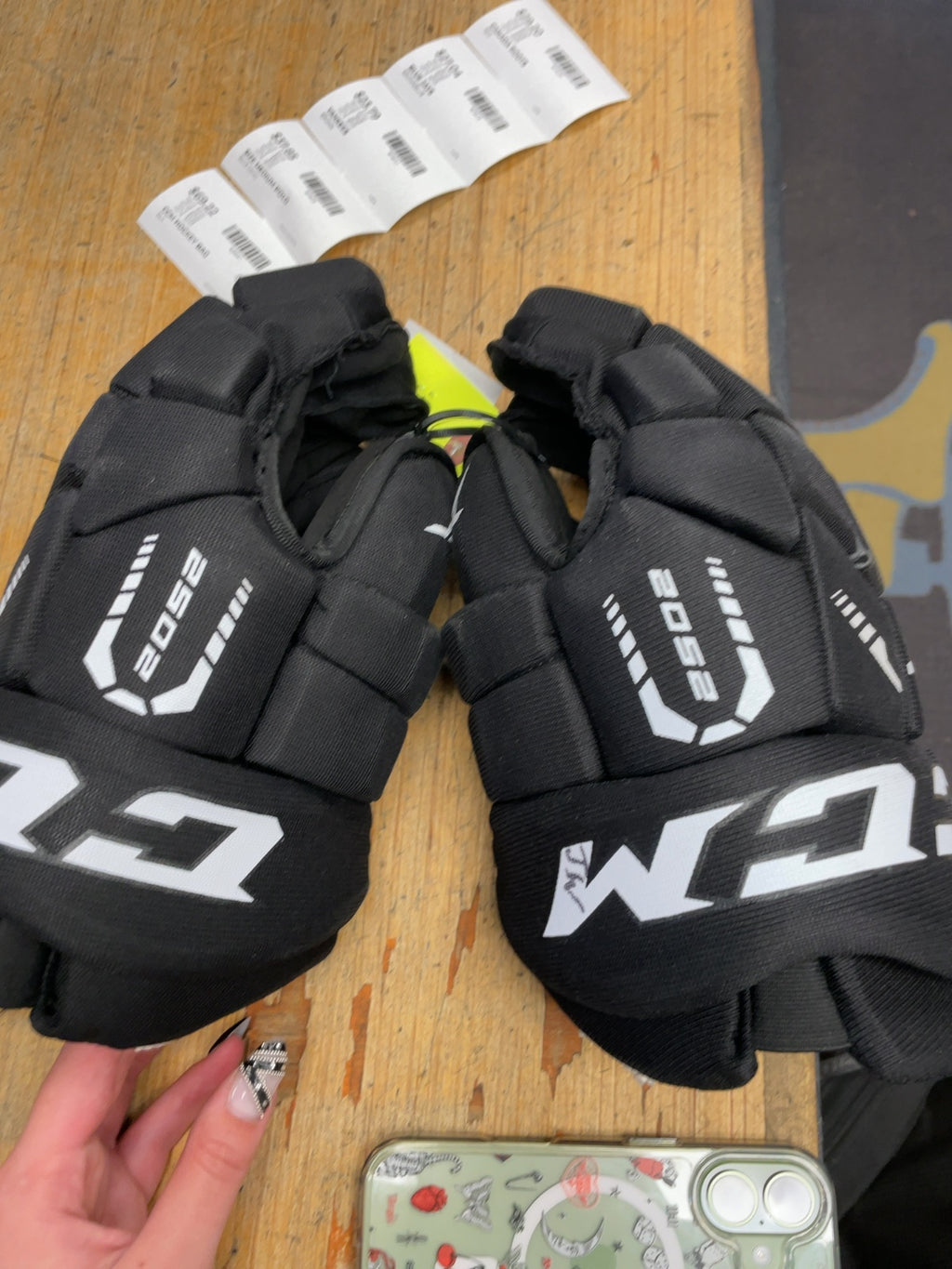 CCM Tacks 2052 13" Hockey Gloves