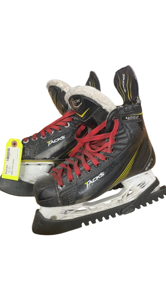 CCM Tacks 4052 Hockey Skates - Size 5