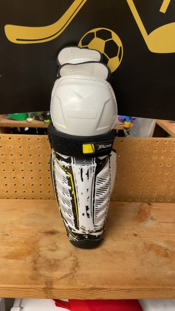 CCM Tacks 9060 12" Hockey Shin Pads
