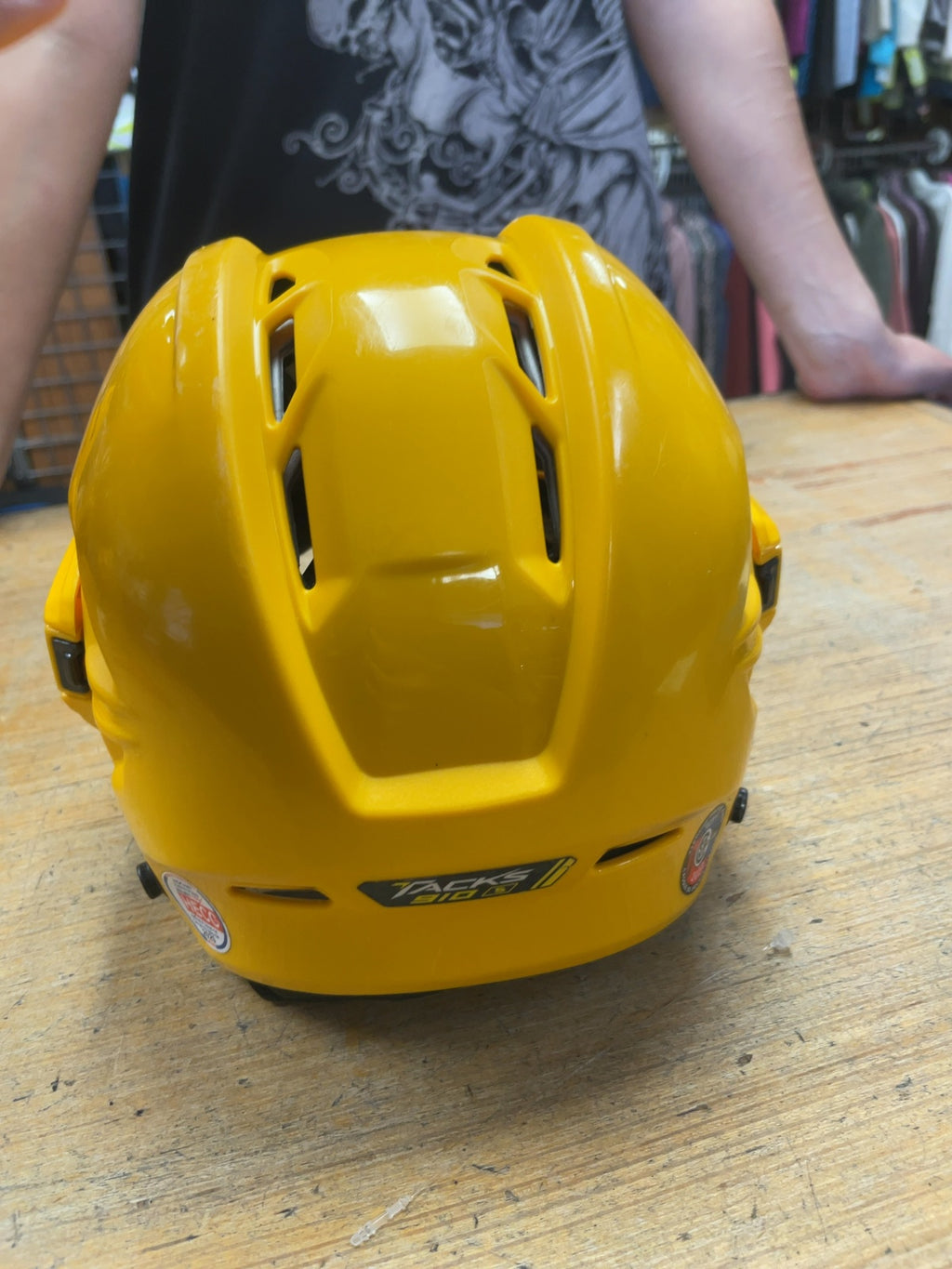 CCM Tacks 910 Size 6 3/8 - 7" Hockey Helmet