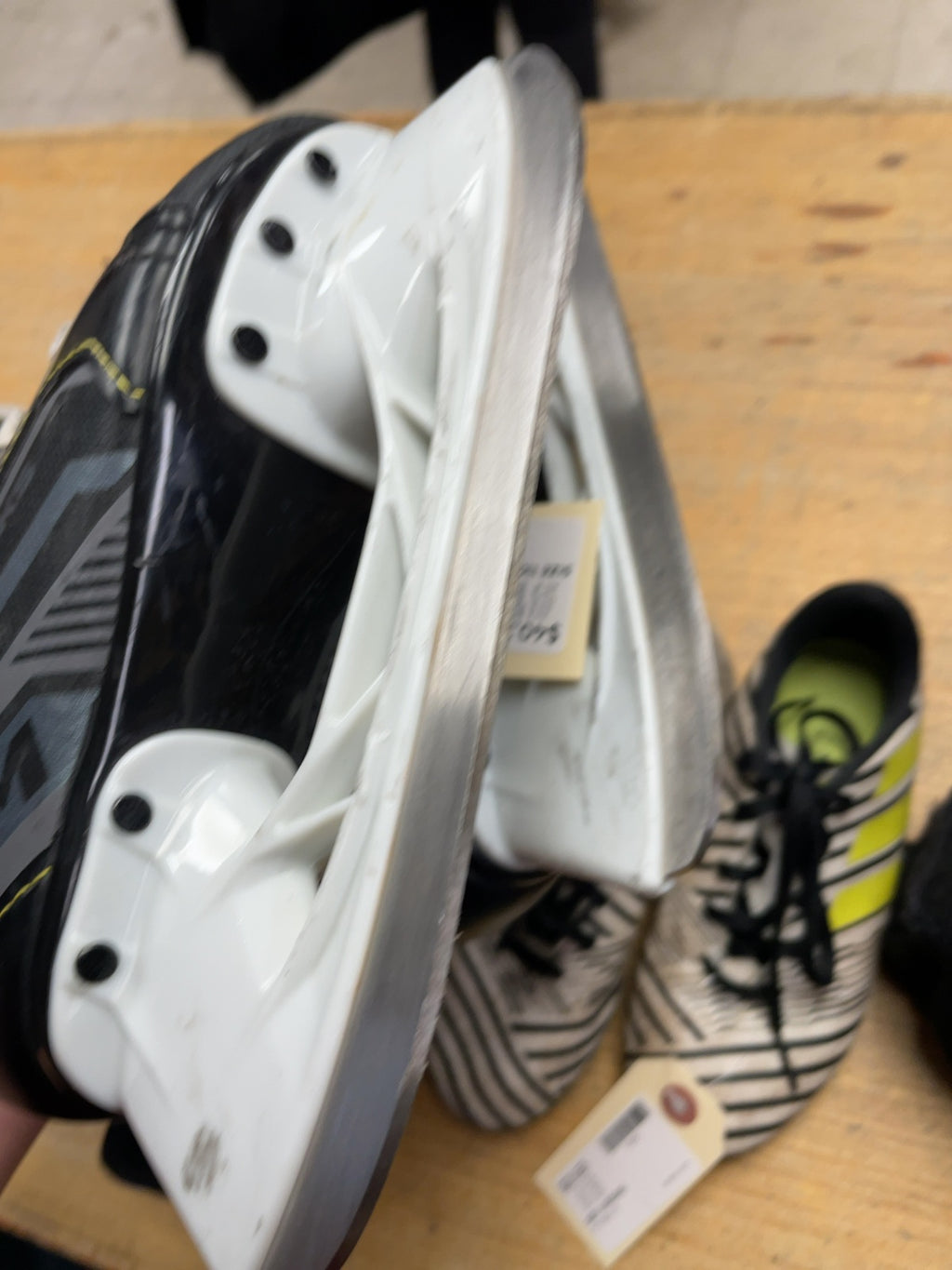 CCM Tacks AS 550 Size 11C Hockey Skates
