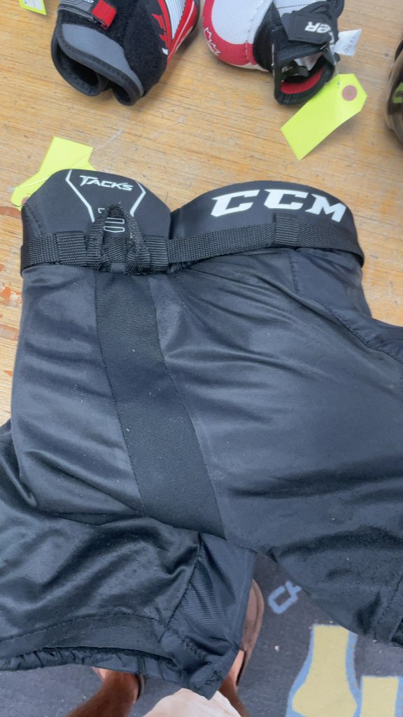 CCM Tacks Hockey Pants - Youth Small