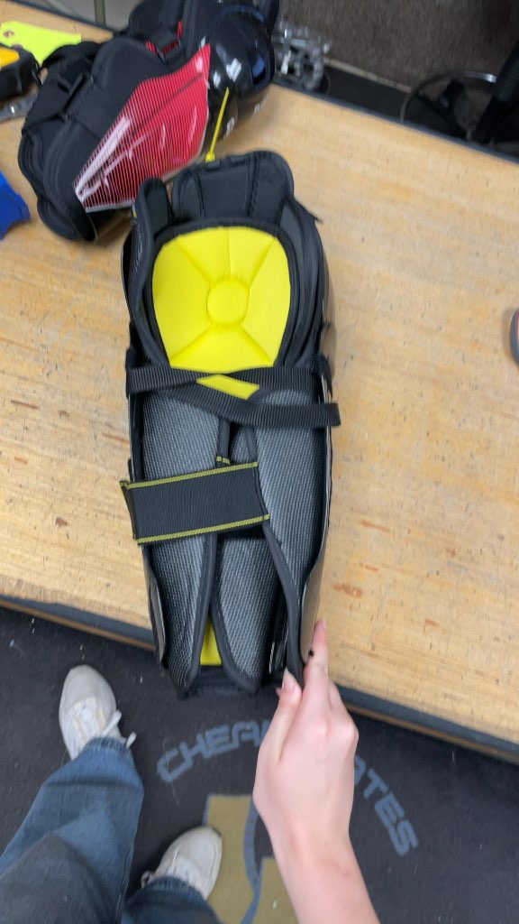 CCM Tacks Hockey Shin Pads - 13"