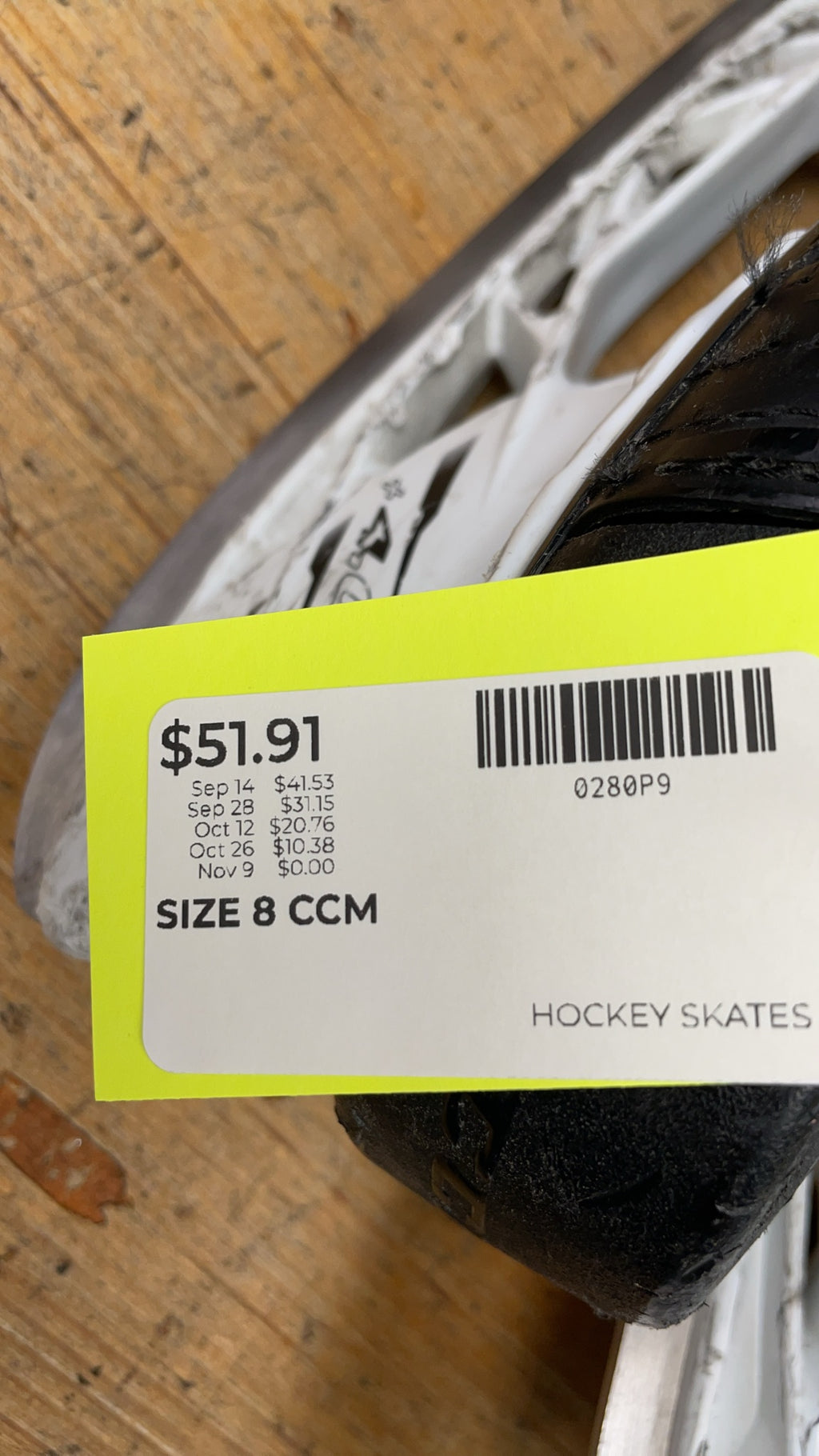 CCM Tacks Vector Size 8 Hockey Skates