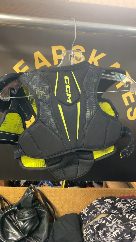 CCM Tacks XF Pro Youth Hockey Shoulder Pads