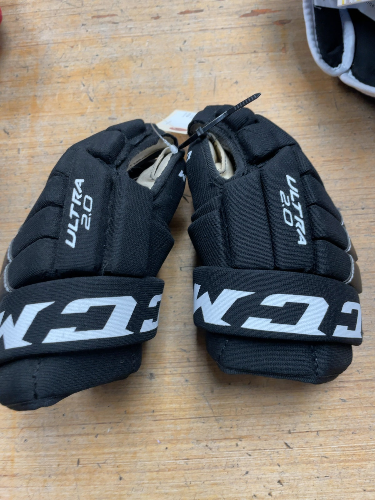 CCM Ultra 2.0 JR 10" Hockey Gloves