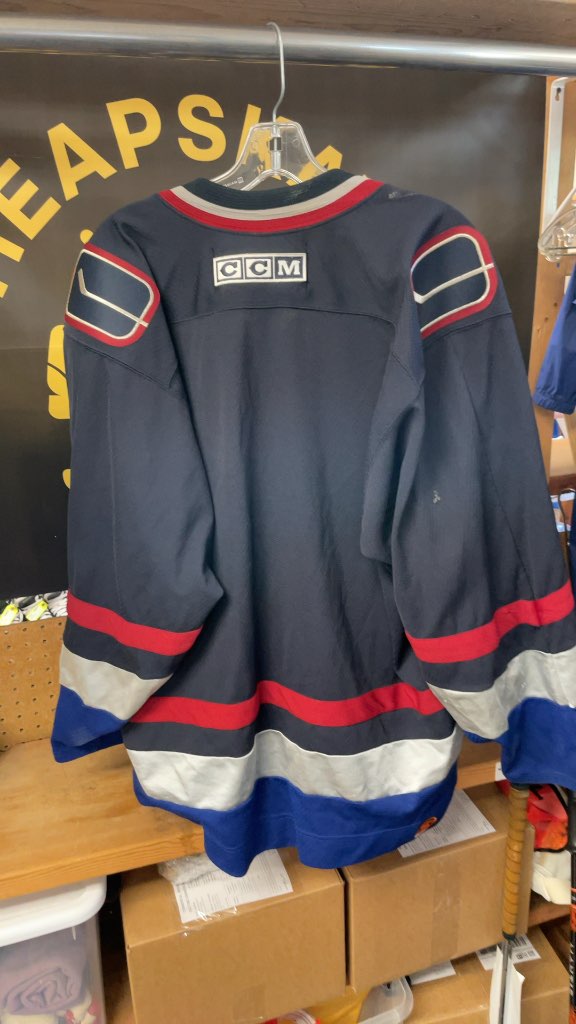 CCM Vancouver Canucks Orca Hockey Jersey - Size Large