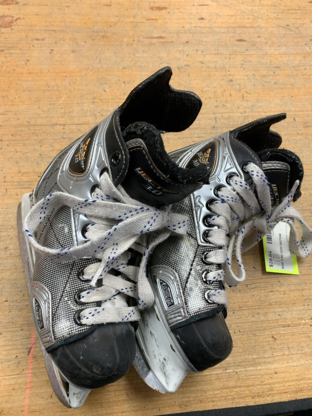 CCM Vector 3.0 11.5C Hockey Skates