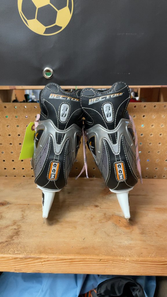 CCM Vector 3.0 Hockey Skates