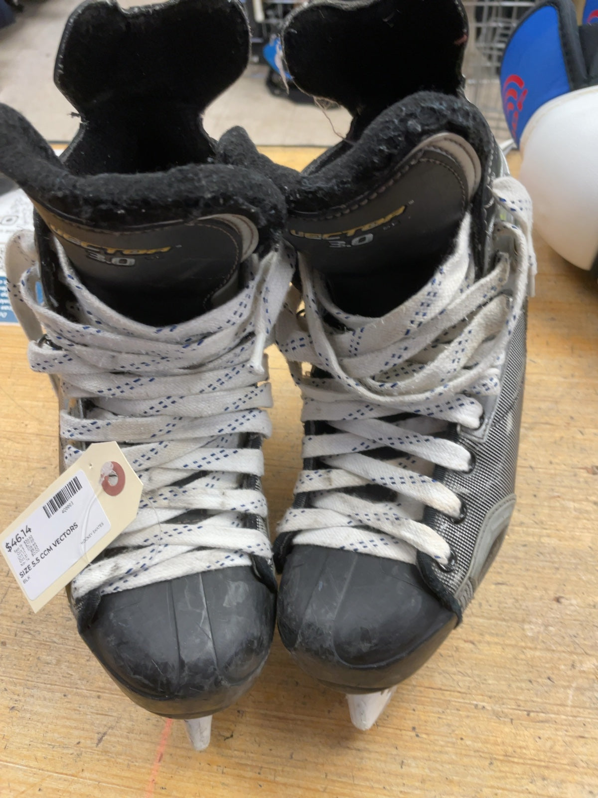 CCM Vector 3.0 Size 5.5 Hockey Skates