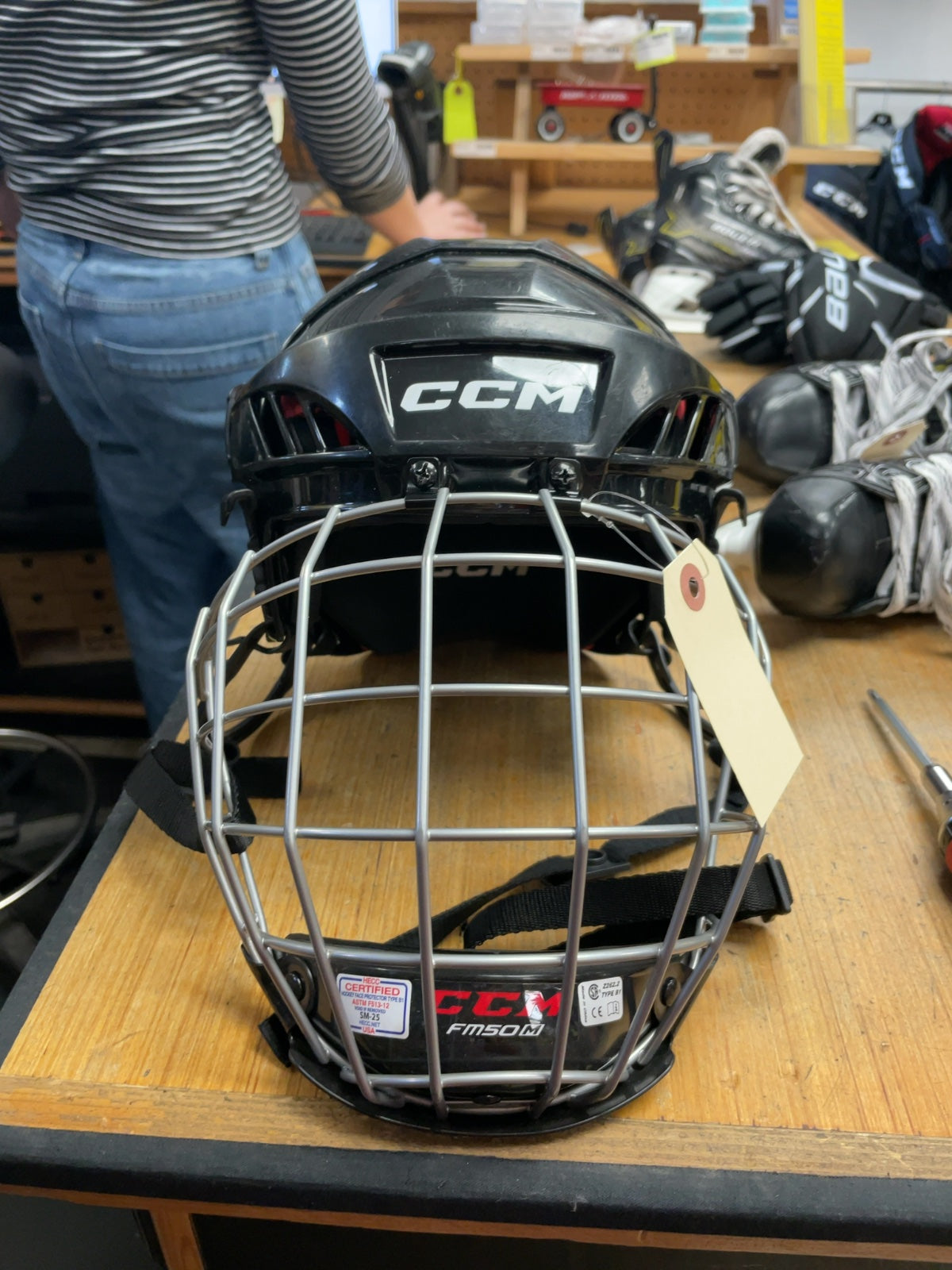 CCM XT20 Size M Hockey Helmet Black