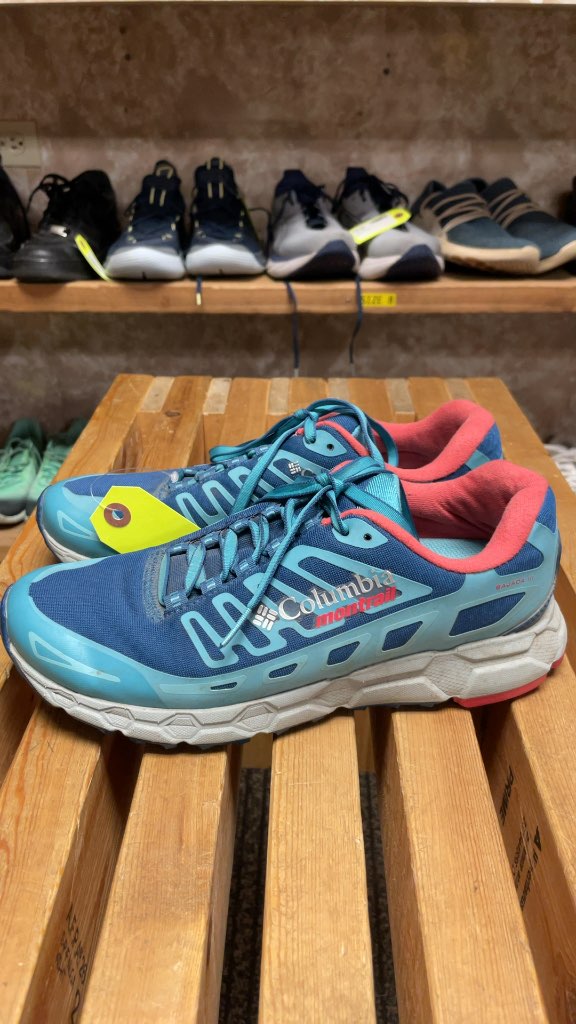 Columbia Montrail Bajada III Women's Hiking Shoes - Size 8