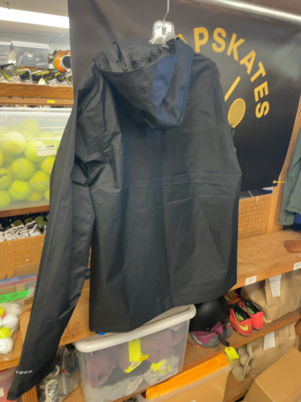 Columbia Omni-Tech Size S Men's Rain Jacket