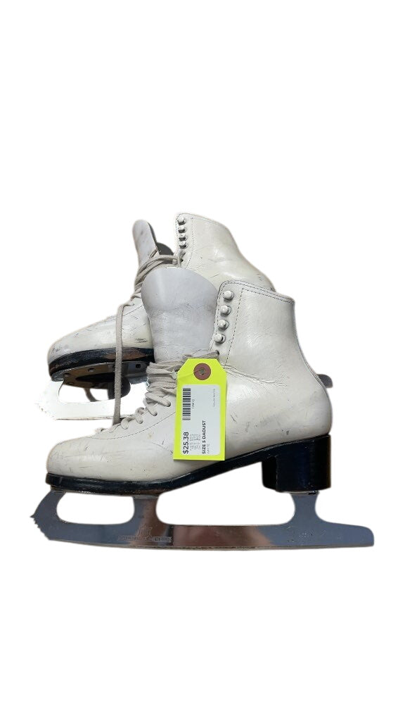 Daoust Figure Skates Size 5