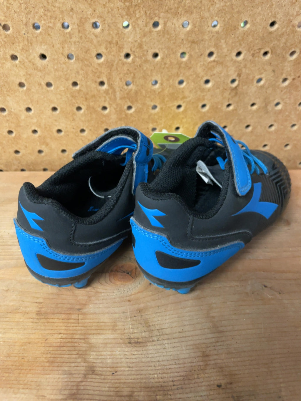 Diadora Soccer Cleats Size 11C Black/Blue