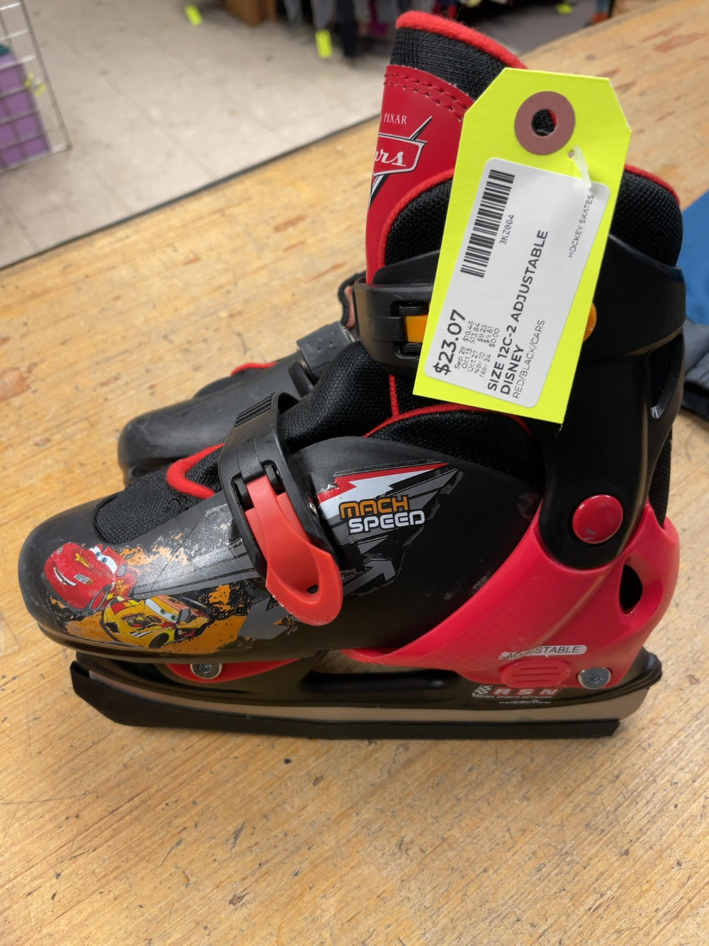 Disney Pixar Cars Mach Speed 12C-2 Adjustable Ice Skates