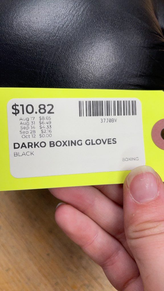 Drako 16-oz Boxing Gloves - Black
